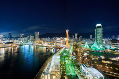 写真：神戸ポートタワーなど神戸市内の夜景